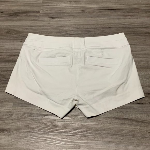 Dynamite | Women's White Shorts Size 11 - Picture 4 of 4